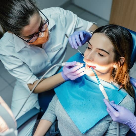 Dentist In kalyan Nagar: